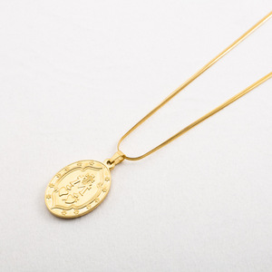 yunnique Fashion Pendant Necklace Gold Plated Oval Madonna Relief Stainless Steel <b>Chain</b> Gift Jewelry - Product Image 4