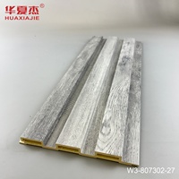 Panneaux muraux cannelés WPC effet bois gris, design grain de bois, panneaux WPC stratifiés, panneaux muraux décoratifs – Nouveaux modèles explosifs