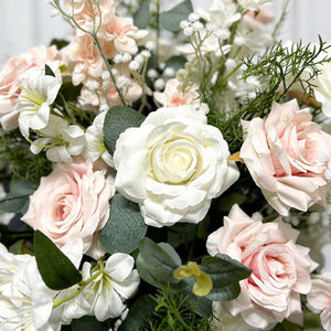 Centre de table floral réaliste en soie douce rose et blanc pur, imitation rose, pour décoration de mariage - Product Image 4