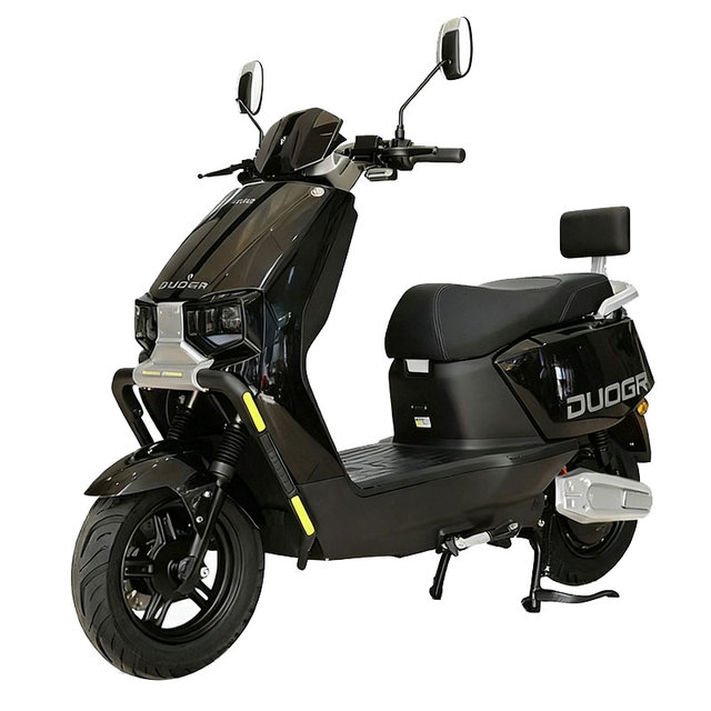 Wholesale 60KM Long Range Electric Scooter Pedal Lithium Battery Electric Motorcycle