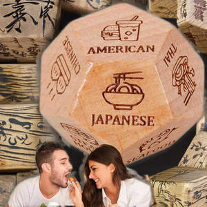 Jouet de dés en bois de hêtre massif pour adultes - Product Image 3