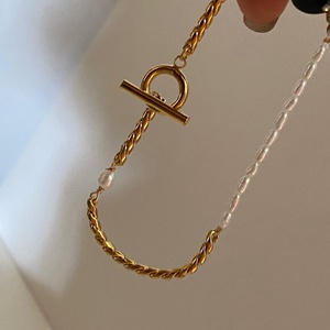 Pulsera de Perlas de Agua Dulce de Acero Inoxidable con Diseño Único y Sin Decoloración, Chapada en Oro de 18k, para Mujer - Product Image 3