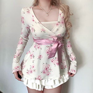 Blusa Floral con Escote Corazón, Top de Manga Larga con Lazo en la Parte Delantera y Dobladillo en Línea A, Estilo Coqueta - Product Image 3