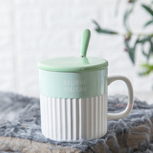 350ml <span class=keywords><strong>un</strong></span> grado en relieve de Color sólido de doble acristalamiento de taza de <span class=keywords><strong>café</strong></span> de cerámica con tapa y cuchara logotipo perso - Product Image 3
