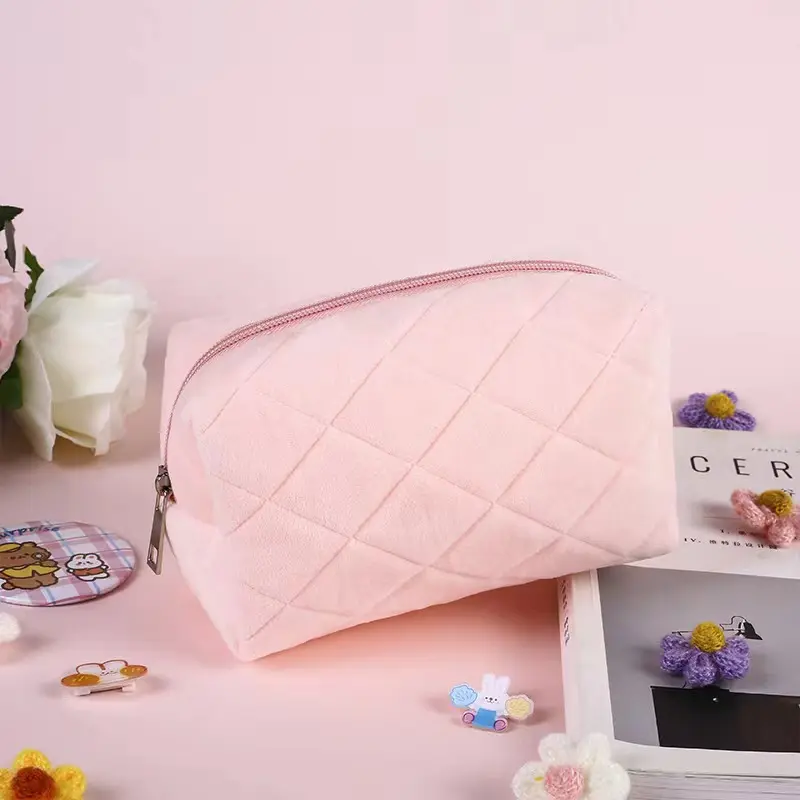 Wadah pensil portabel perempuan, tas kosmetik kapasitas besar Beludru kristal untuk wanita bantal awan lembut tas kosmetik