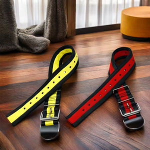 Collar para Perro Resistente de 4 Capas, para Perros Grandes como Pitbull, Material de Nailon y Poliéster de Alta Calidad, Hebilla Resistente, Diseño Estampado - Product Image 2