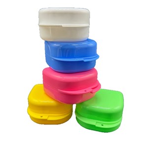 Dental orthodontic denture <b>case</b>, portable <b>retainer</b> <b>case</b>, large and medium opening tooth storage <b>case</b>, molar <b>case</b>, orthodontic - Product Image 3