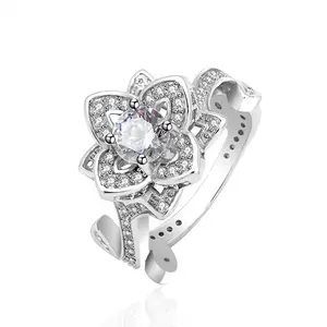 925银色花朵戒指圆形明亮式切割锆石戒指爪镶时尚女士戒指