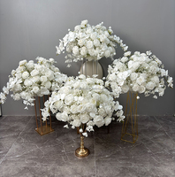 Décorations de mariage en gros boule de fleurs en soie artificielle blanche centres de table de mariage