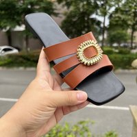 Sandales plates B41 grande taille 36-44 avec décoration métallique simple, pour l'extérieur, tendance, polyvalentes, à semelle souple, chaussures de plage