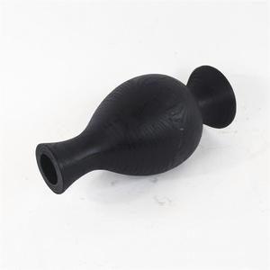 Vaso per Composizioni Floreali in Legno di Castagno Carbonizzato Nero, Ornamento in Legno Wabi Sabi, Decorazione Artistica per Interni di Hotel e Ville - Product Image 2