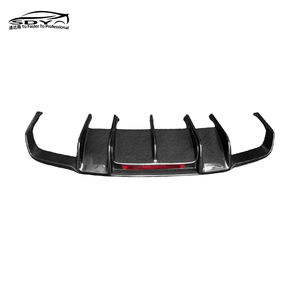 ناشر خلفي من ألياف الكربون عالي الجودة طراز <span class=keywords><strong>R</strong></span> مع إضاءة لسيارات مرسيدس بنز C218 فئة CLS63 - Product Image 3