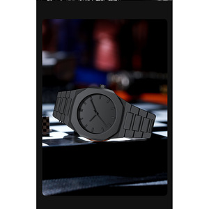 Reloj de Pulsera de Cuarzo de Policarbonato Ultrafino con Logotipo Personalizado para Hombre, Resistente al Agua, con Parte Trasera de Acero Inoxidable, Diseño Octogonal Pequeño, OEM ODM, con Caja - Product Image 4