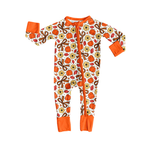 Précommande Combinaison-pyjama personnalisée OEM pour bébés filles, à manches longues, douce et extensible, avec motifs feuilles, tracteurs et citrouilles, zippée, pour l'automne - Product Image 4