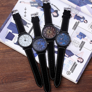 <span class=keywords><strong>Montre</strong></span> Quartz <span class=keywords><strong>Homme</strong></span> Tendance à Cadran Simple et Large, Personnalisée, pour Couples - Product Image 2