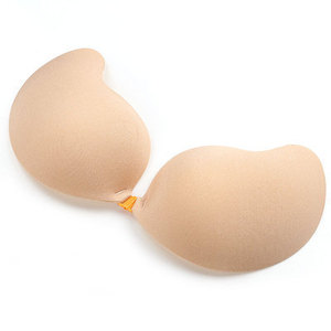 Soutien-gorge adhésif invisible sans bretelles beige et noir en jersey lavé, écologique et respirant pour femme - Product Image 2