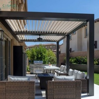 Pergola innovante en aluminium à lames orientables pour résidences, protection flexible contre le soleil et la pluie