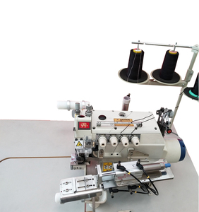Máquina <span class=keywords><strong>de</strong></span> coser overlock multifuncional <span class=keywords><strong>de</strong></span> un solo motor RNEX6-4D para camisetas, cuellos y detalles laterales, ideal para prendas sexys. - Product Image 1