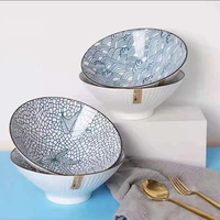 Bol à soupe en céramique robuste de style japonais en porcelaine avec de nombreuses couleurs Caractéristique jetable