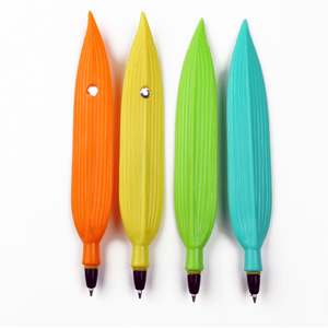 Bolígrafo con diseño de hoja de roble y adhesivo para nevera, bolígrafo de plástico de 1.0 mm con logotipo personalizable y ancho de escritura ajustable - Product Image 2