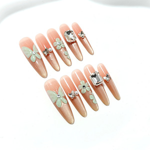 Uñas Postizas Hechas a Mano al por Mayor, Material ABS de Alta Calidad, Diseños Cuadrados y Almendrados, Surtidos Aleatoriamente, Precio de Fábrica - Product Image 4