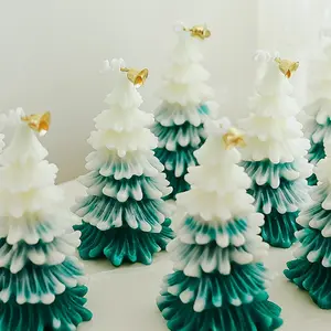 High Quality Christmas Tree Shape Luxury Handmade Flameless Aromatherapy Christmas Candle For Home Decoration Christmas
