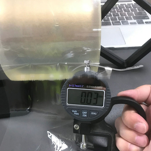 Película <span class=keywords><strong>de</strong></span> Tpu transparente <span class=keywords><strong>de</strong></span> alto rebote y alta transparencia, película <span class=keywords><strong>de</strong></span> TPU especial <span class=keywords><strong>de</strong></span> 0,03mm para embalaje suspendido, rollo <span class=keywords><strong>de</strong></span> película <span class=keywords><strong>de</strong></span> Tpu - Product Image 2