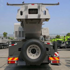 Grue sur camion Zoomlion ZTC200V451 d'occasion, 20 tonnes, 40 000 kg, 2 000 heures, en stock – Meilleures ventes - Product Image 3