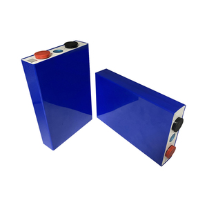 Batería de iones de litio prismática de ciclo profundo de grado A de 105 Ah y 3.2 V para energía solar, modelo LF105 - Product Image 1