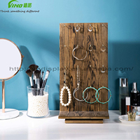 Organisateur de bijoux rotatif à 360 degrés Vino en bois de pin brûlé rustique, 32 crochets, support pour bracelets, présentoir à bijoux, taille personnalisable