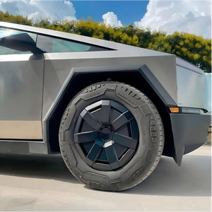 Cubiertas para Ruedas CyberTruck, Tapacubos Negro Mate con Acabado Cromado y ABS, Resistentes a Arañazos, Juego de 4 Piezas - Product Image 3