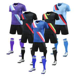 Jersey Sepak Bola Kustom Kaos Olahraga Bernapas Cepat Kering Musim Panas 100% Poliester Pakaian Olahraga Pemasok OEM - Product Image 1