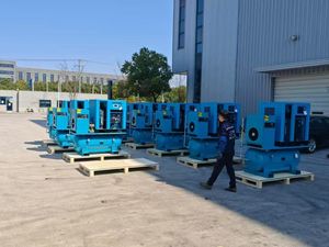 Портативный промышленный роторный винтовой воздушный компрессор мощностью 20 л.с./15 кВт, 10 бар 2,0 м3/мин/70,6 куб. М - Product Image 5