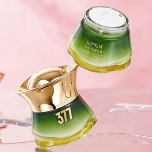 Crème éclaircissante pour le visage de luxe pour femmes, en gros, améliore la peau sèche et rugueuse, réduit les rides et les taches brunes - Product Image 6