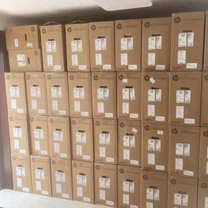Vente directe d'usine HPE DL365 Gen11 8SFF CTO 1U Serveur en rack avec processeur Xeon Modèle P53933-B21 - Product Image 3
