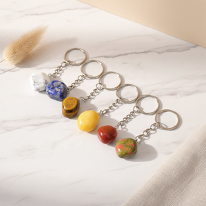 Wholesale Crystal Raw Stone Key Chain Healing Crystal Tumble Stone Mascot Crystal Metal Key Chain for Decor Gift