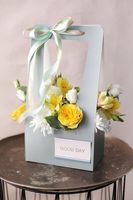 Boîte d'emballage cadeau fleur rigide de luxe avec fermeture magnétique Boîte de papier recyclable pour la livraison de bouquet et les événements pour les fleuristes