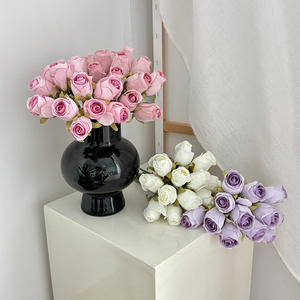 Bouquet de roses artificielles 12 têtes en soie haute simulation pour la décoration de la maison et de mariage - Product Image 3