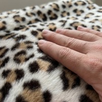 Großhandel Umweltfreundlicher Nerzfell-Print Gestrickter Trikot-Stoff Abriebfest Winddicht Knitterfrei Anti-Pilling OEM