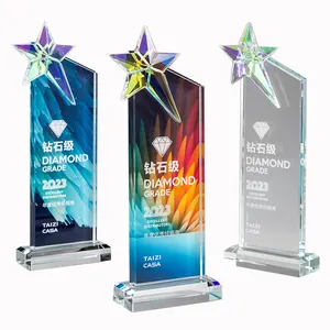 Groothandel Custom Blanco Glas Crystal Star Shiled Award Trofee 3d Laser Gravure Crystal Award Trofee Met Basis Voor Sportevenement