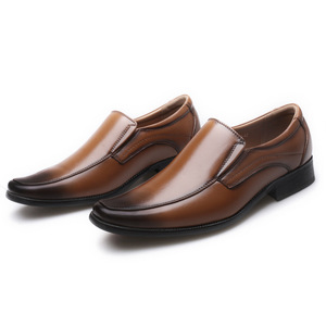 Mocassins rétro en cuir PU pour hommes <span class=keywords><strong>pas</strong></span> <span class=keywords><strong>cher</strong></span> été chaussures habillées à enfiler pour le bureau décontracté formel mariage fête bottine - Product Image 2