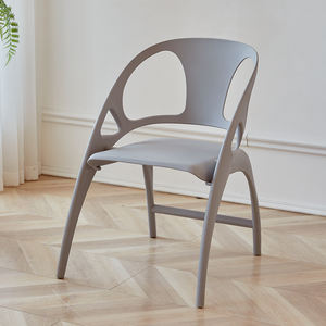 Chaises de salle à manger pliantes en plastique modernes et colorées, empilables, à dossier haut, pour restaurants et cafés - Product Image 1