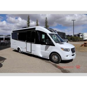 Camping-car en aluminium classe B Triple E Unity 24RL 2025 avec 6 émissions, blanc, capacité 4-6 personnes - Product Image 1