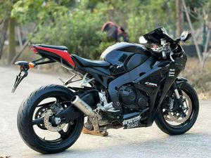 Motocicleta Usada Hona CBR1000 de Gasolina - Product Image 6