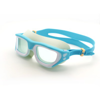 Nouvelles lunettes de natation style moderne avec sangle à boutons réglables, protection UV, anti-buée, joint en silicone ultra-doux pour enfants