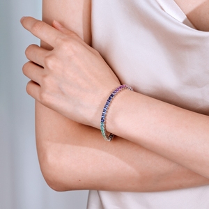 Bracelet tennis EMEJEWE en argent sterling 925 avec saphirs arc-en-ciel vibrants de 3 mm, taille <span class=keywords><strong>princesse</strong></span> vintage, cultivés en laboratoire, aux couleurs riches - Product Image 4