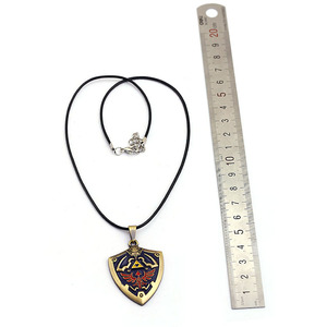 Alta calidad <span class=keywords><strong>Legend</strong></span> <span class=keywords><strong>of</strong></span> <span class=keywords><strong>Zelda</strong></span> llavero juego joyería escudo Metal llavero COLLAR COLGANTE - Product Image 6