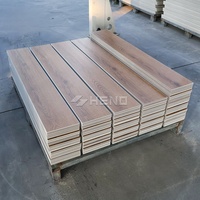 Plancher en vinyle SPC à clipser en gros, plancher SPC avec noyau IXPE pour salon