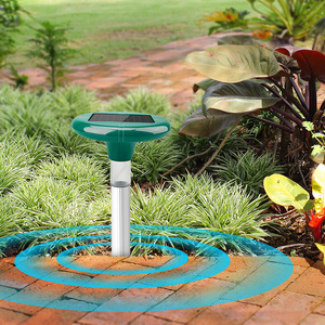 Répulsif Électrique Solaire Étanche pour Serpents et Taupes, Alimenté par Batterie, pour Jardin et Extérieur - Product Image 4