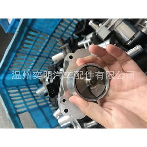วาล์ว EGR 6461420019 สำหรับ Mercedes Benz Sprinter 3500 วาล์วหมุนเวียนไอเสียรถยนต์อะลูมิเนียม - Product Image 3